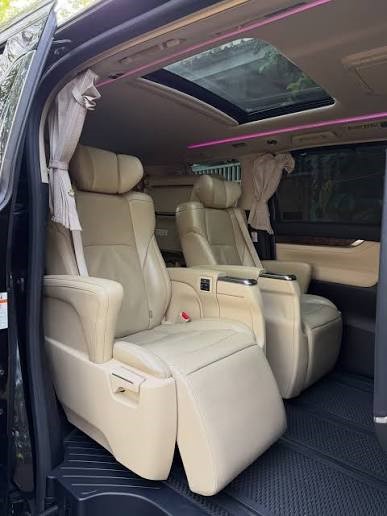 Rental Mobil Alphard Cirebon Sopir Profesional images 6